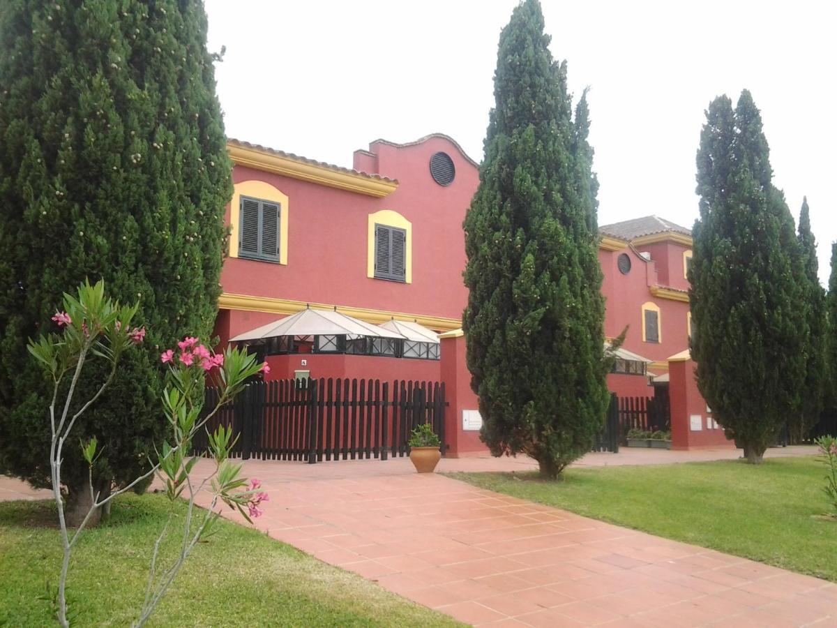 Olhando Um Campo De Golf Islantilla Εξωτερικό φωτογραφία